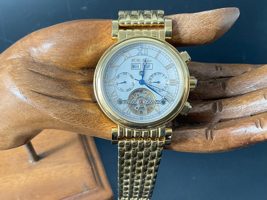 Goldfarbige Raoul U. Braun Uhr