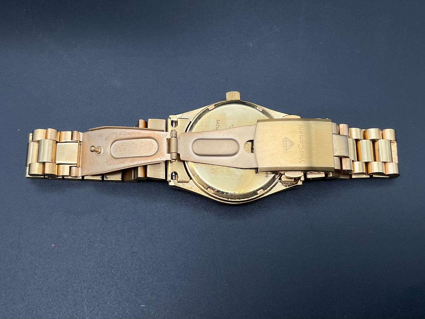 Goldfarbige Yves Camani Quarzuhr Edelstahlband