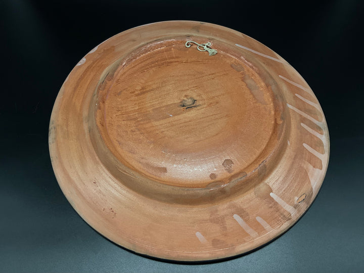 Teller aus Handarbeit