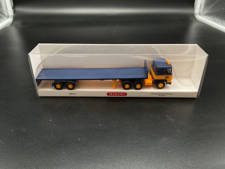 Wiking Flachpritschensattelzug von Scania