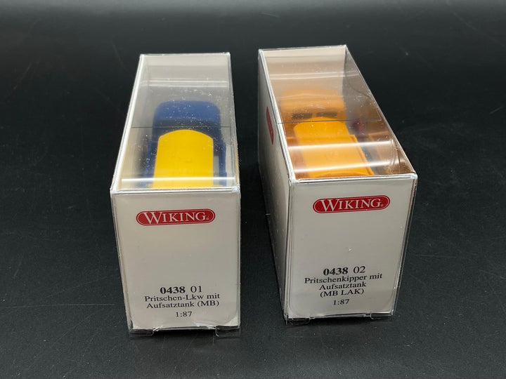 Zwei Pritschen von Wiking