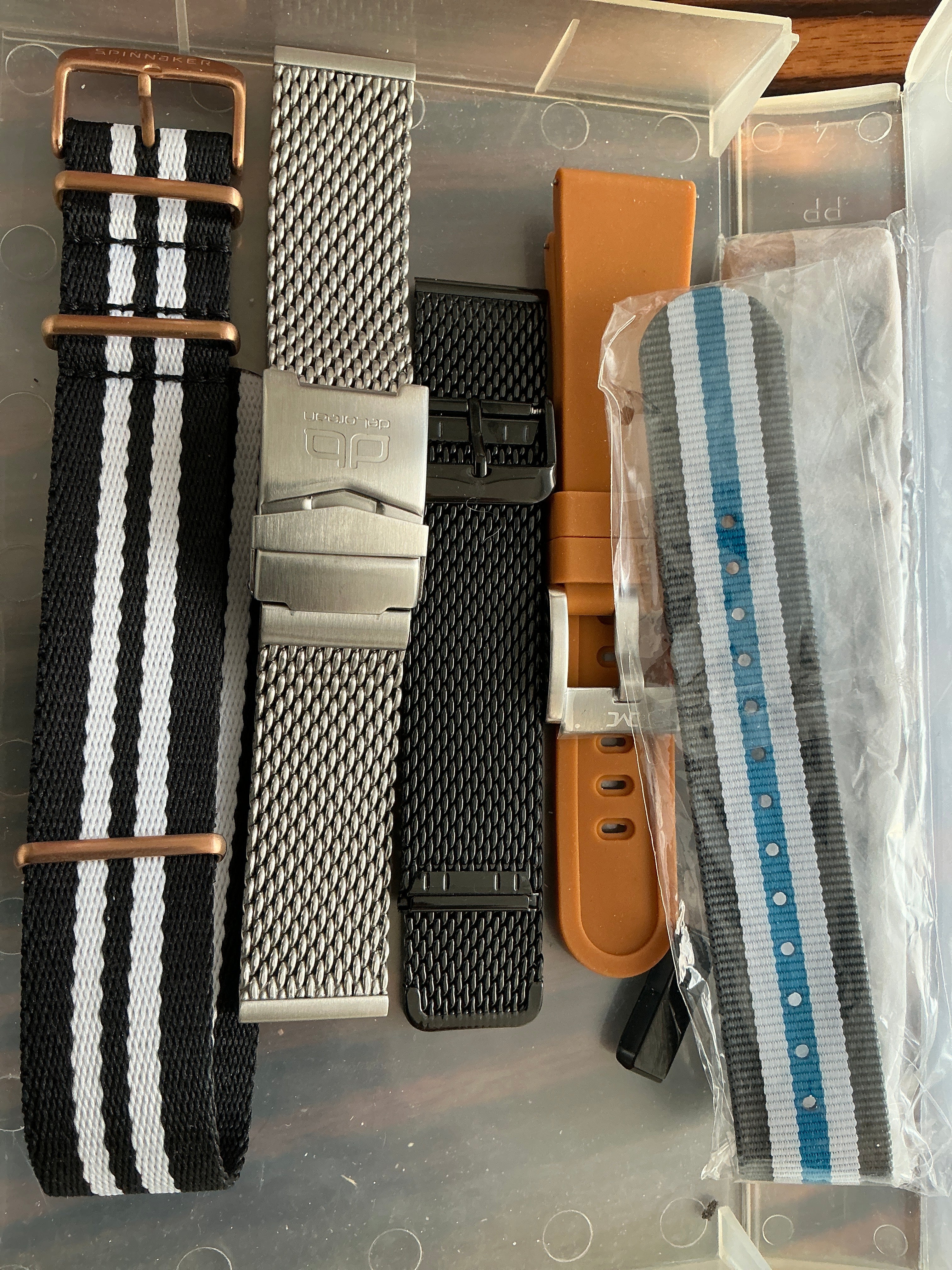 Konvolut Uhrenarmbänder 905