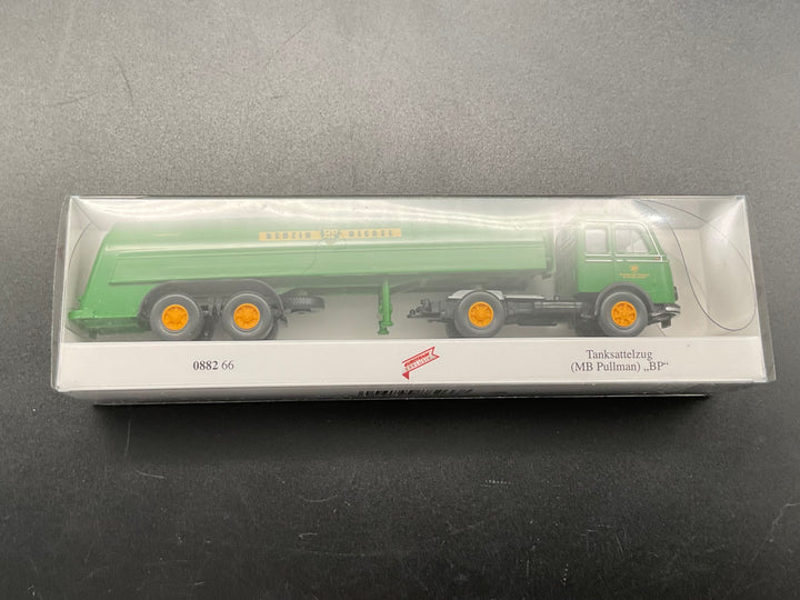 Wiking Tanksattelzug