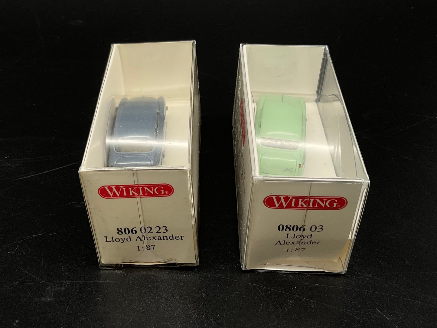 Zwei Wiking Llord Alexander Modelle