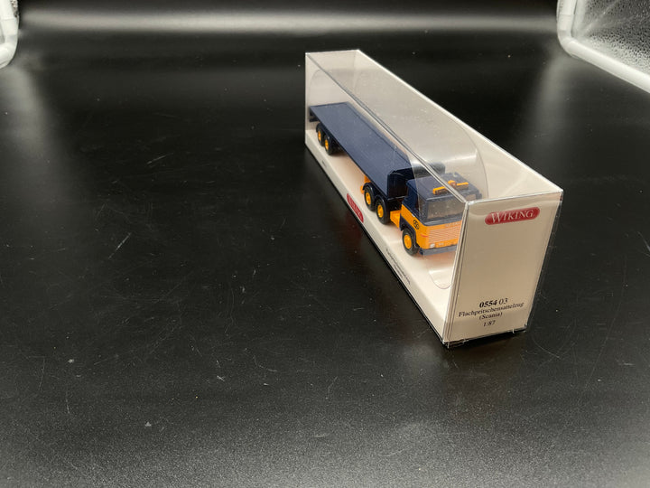 Wiking Flachpritschensattelzug von Scania