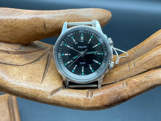 POWOT Uhr mit schwarzem Ziffernblatt          905