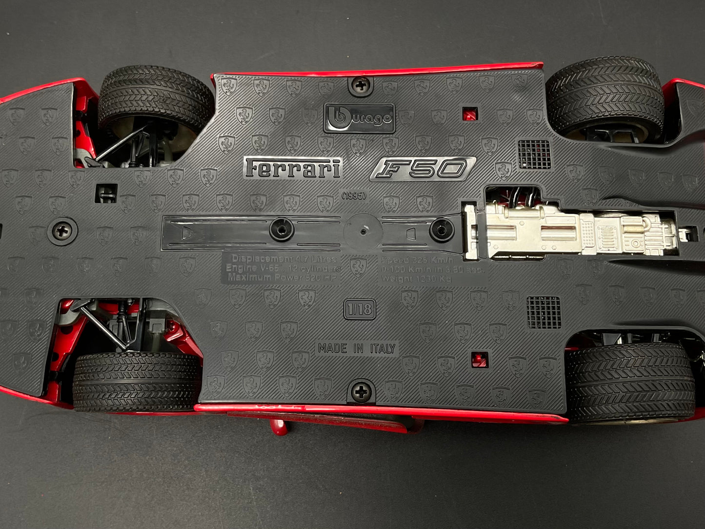 Bburago 1:18 Ferrari F50 (1995) Coupe rot