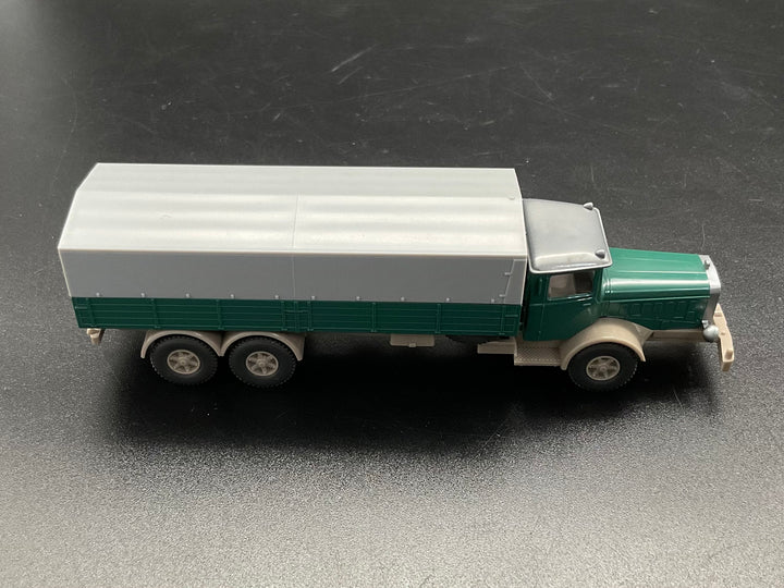 Wiking Pritschensattelzug