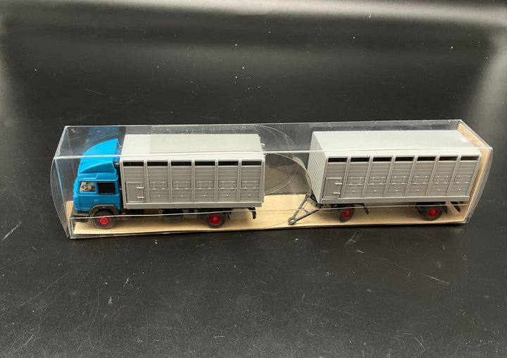 Wiking Viehtransport-Fernlastzug