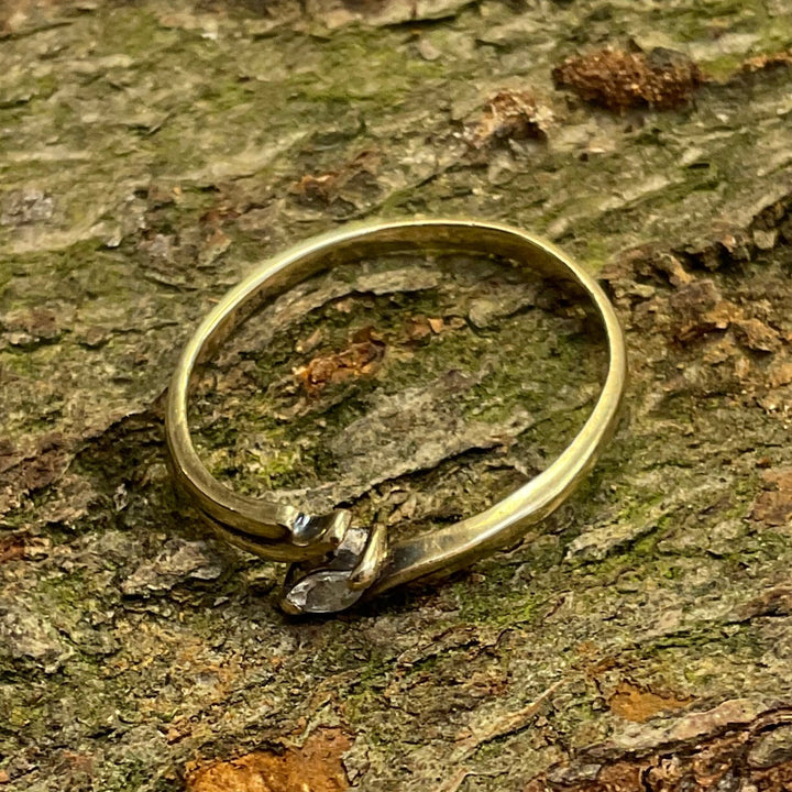 333er Goldring mit Schmuckstein