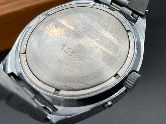 Grün silberfarbige Slava Uhr     905