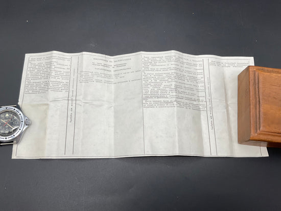 Silberfarbige W&C Uhr                    905