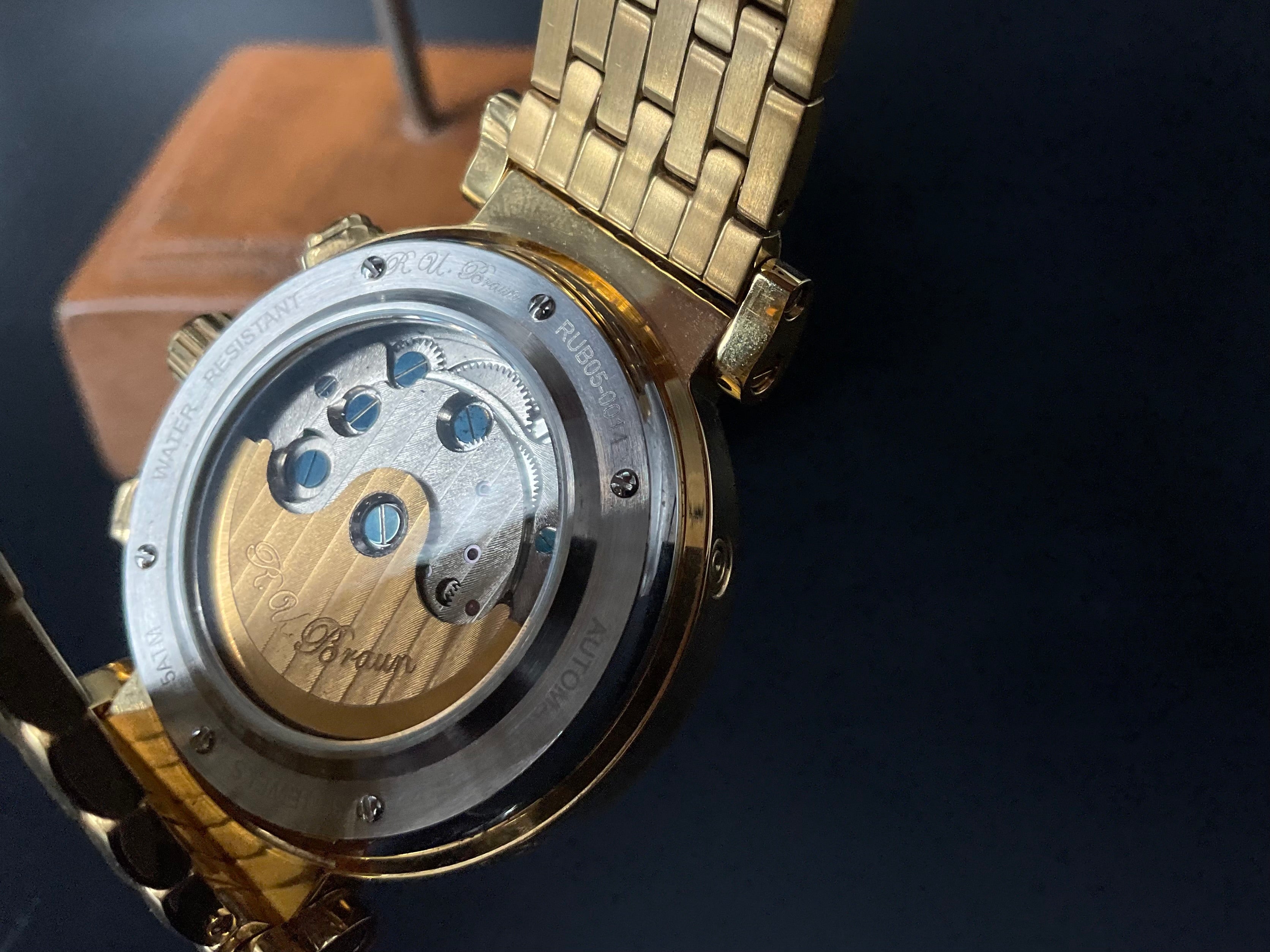 Goldfarbige Raoul U. Braun Uhr