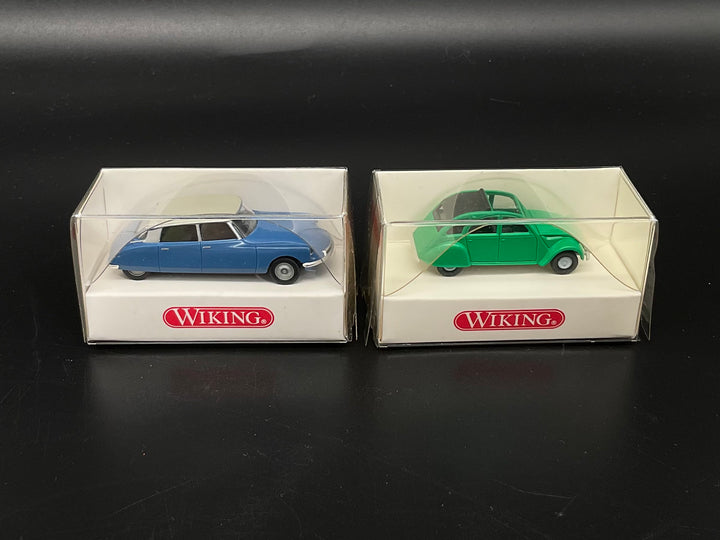 Zwei Wiking Citroën Modelle