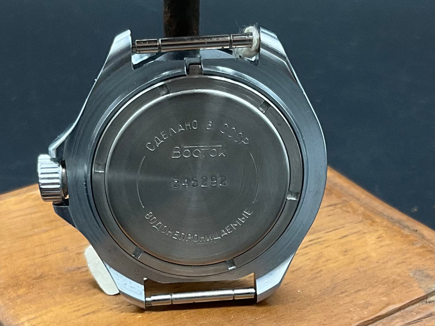 Russische Kalender Uhr von BOCTOK