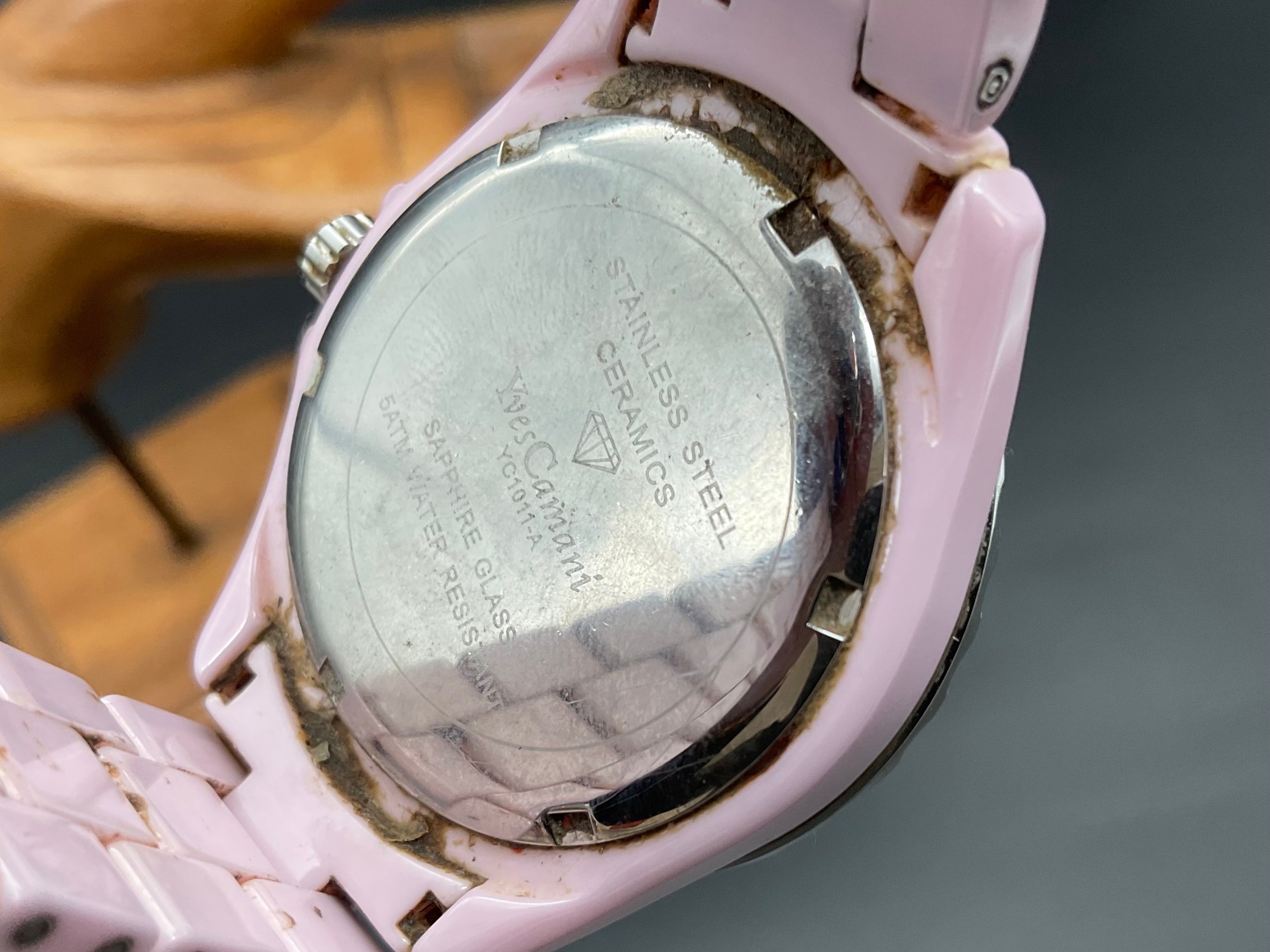 Yves Camani Uhr Rosafarbig