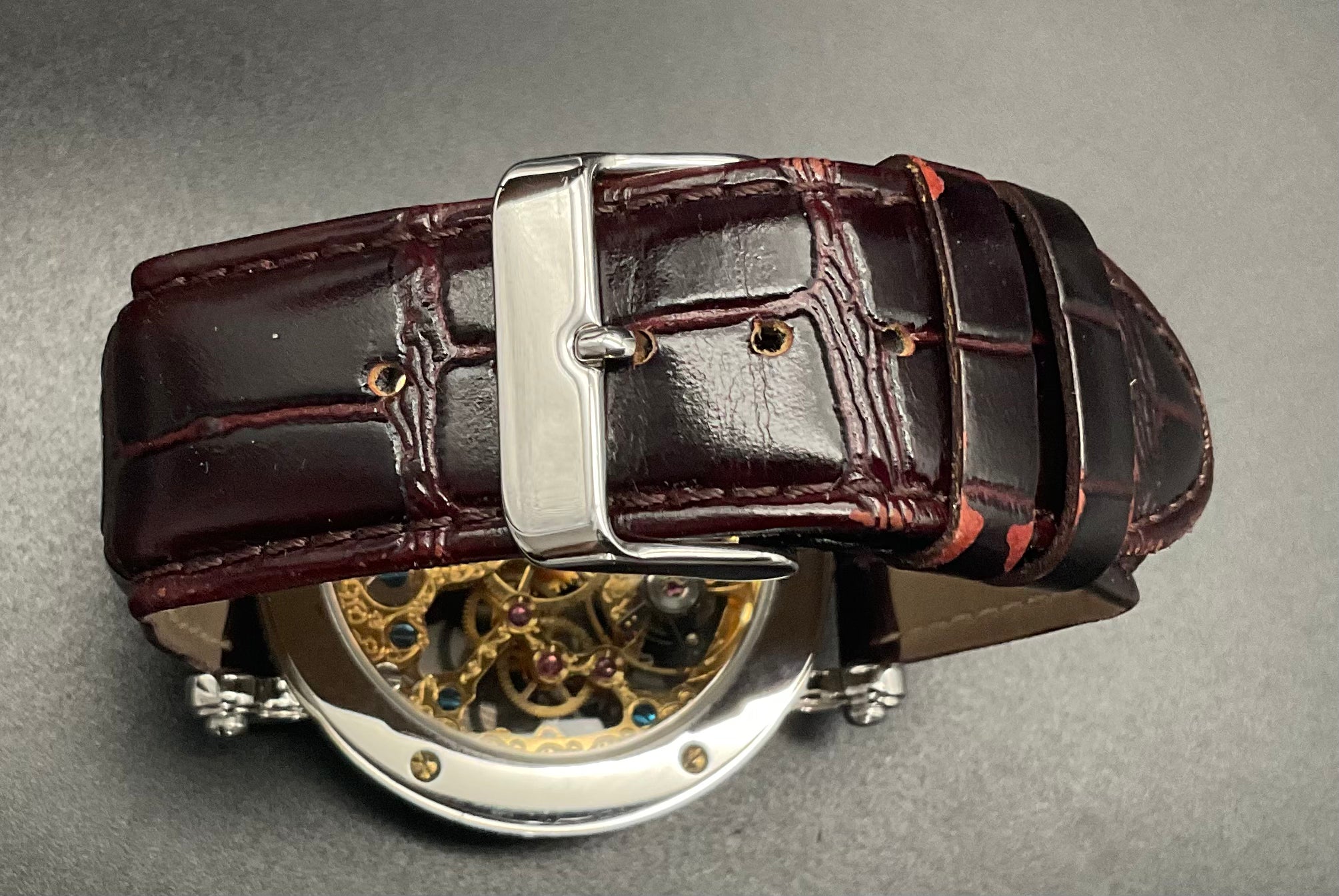 Silber-goldene Skelettuhr von Graf von Monte Wehro