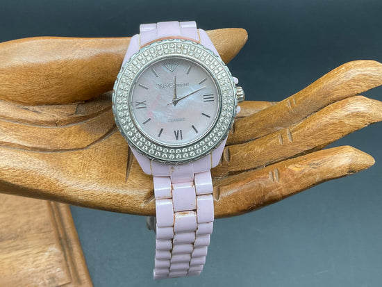 Yves Camani Uhr Rosafarbig