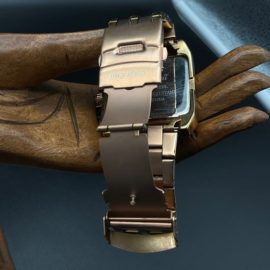 Roségoldene Oskar Emil Uhr