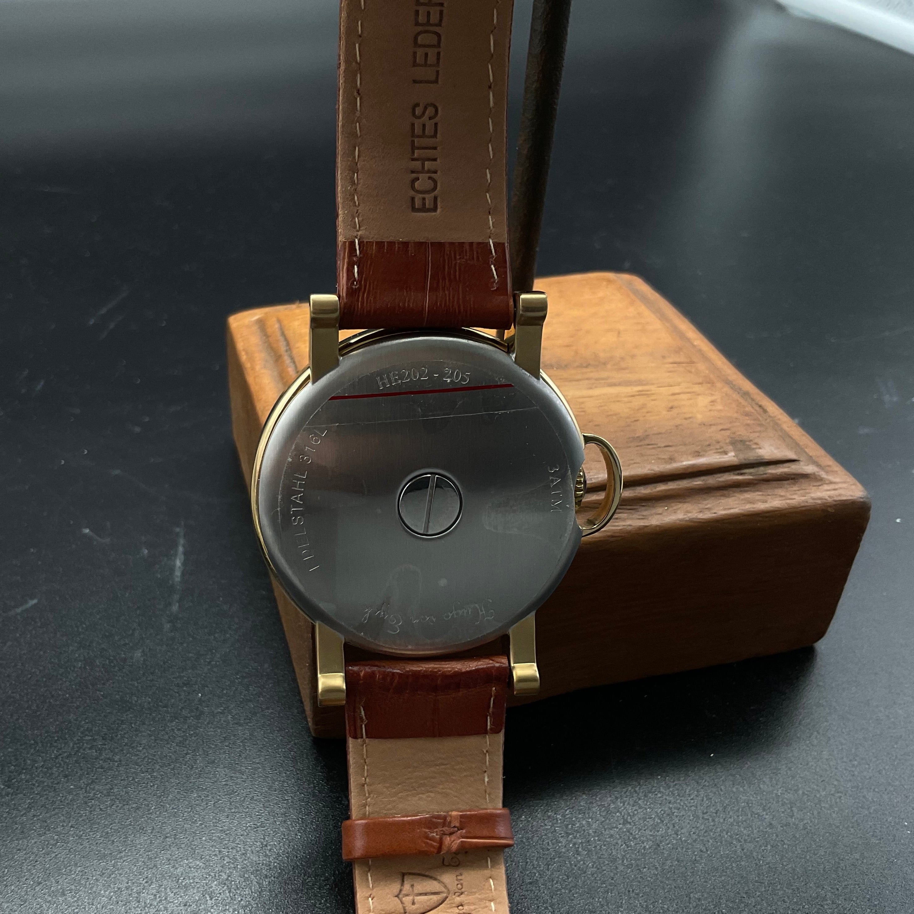 Gold-braune Hugo von Eyck HE202-205