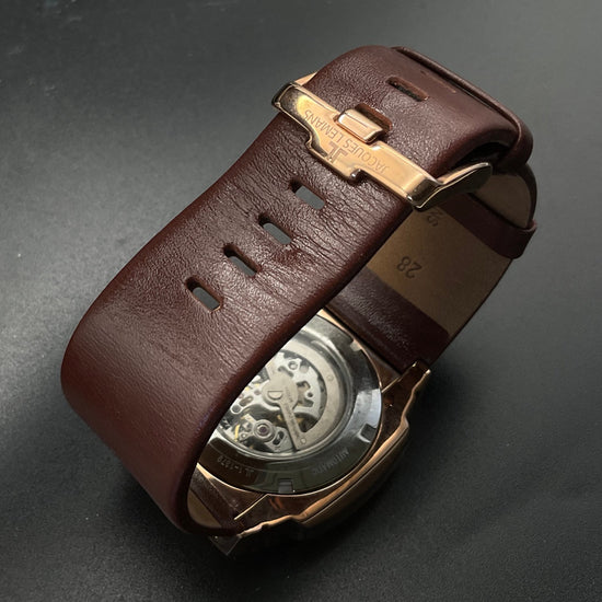 Roségoldene-braune Jacques Lemans Uhr