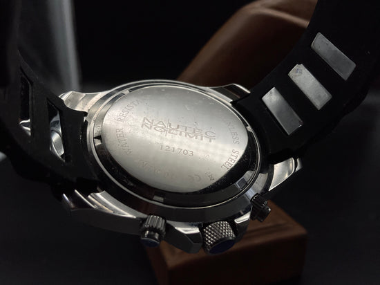 Rot-schwarze Nautec No Limit Uhr 121703