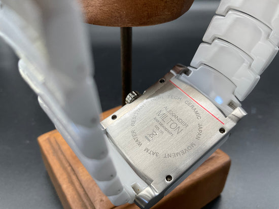 Weiße Alexander Milton Uhr