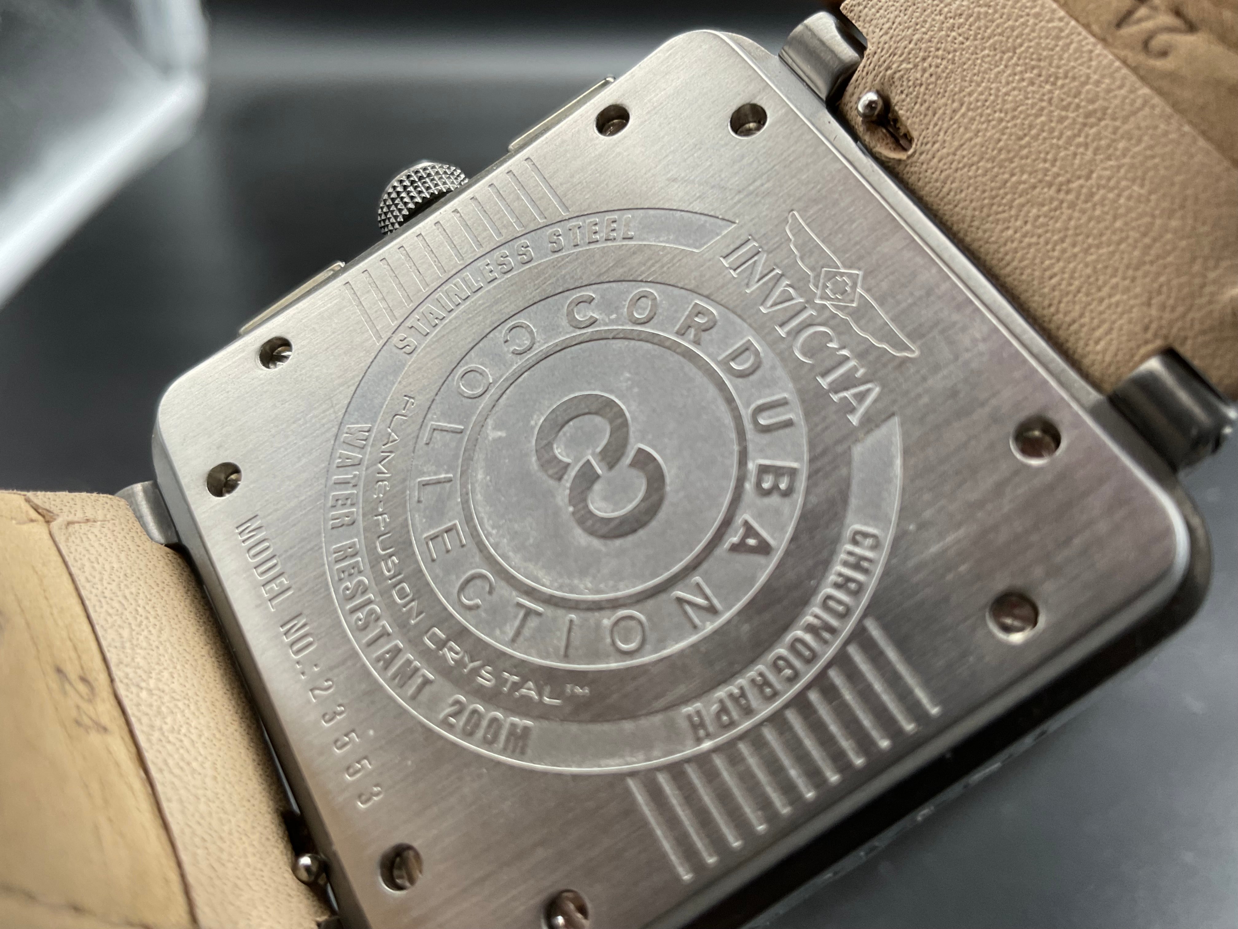 Silberne-beige Invicta 23553 Uhr