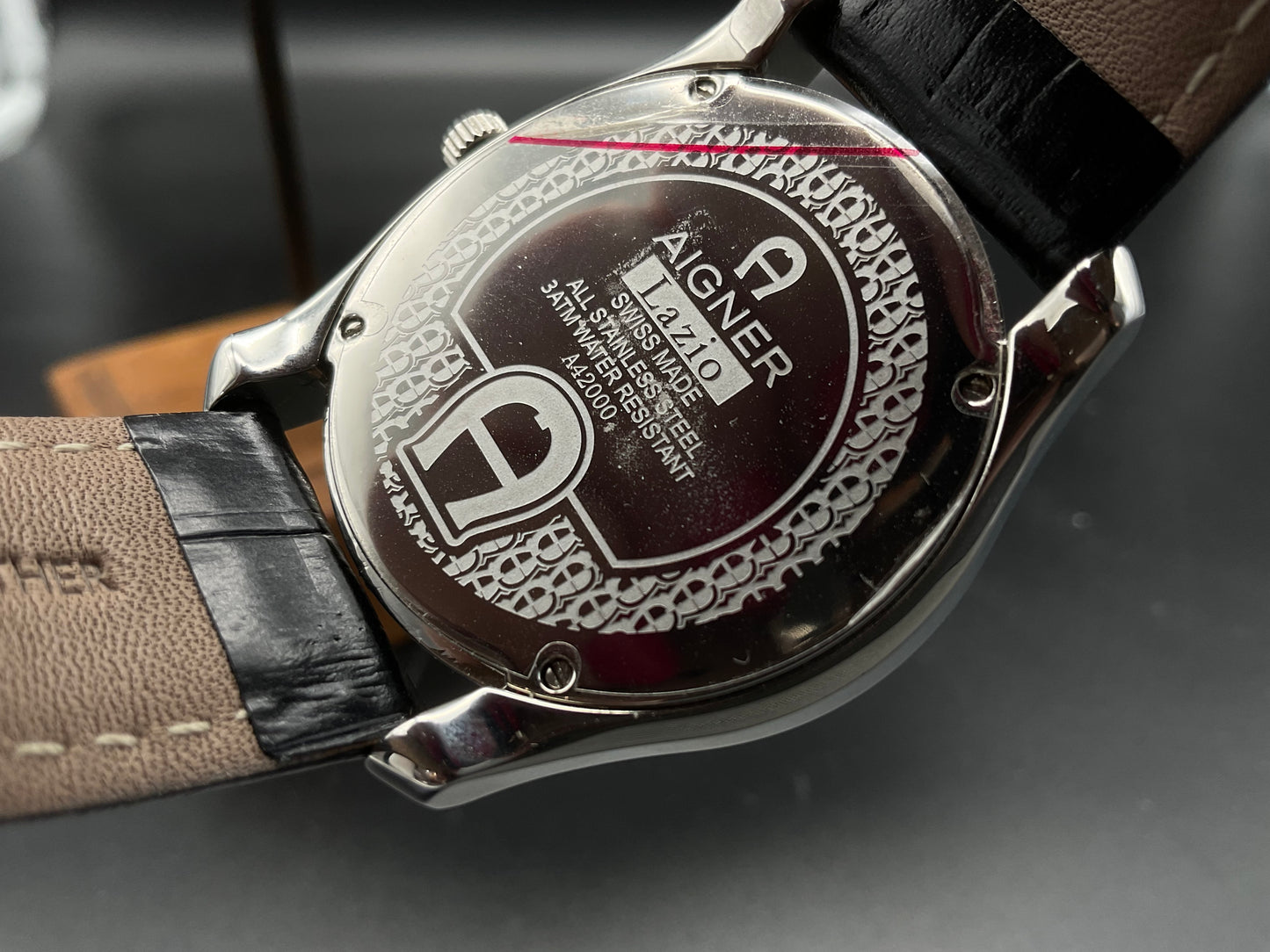 Silber-schwarze Aigner Lazio Uhr