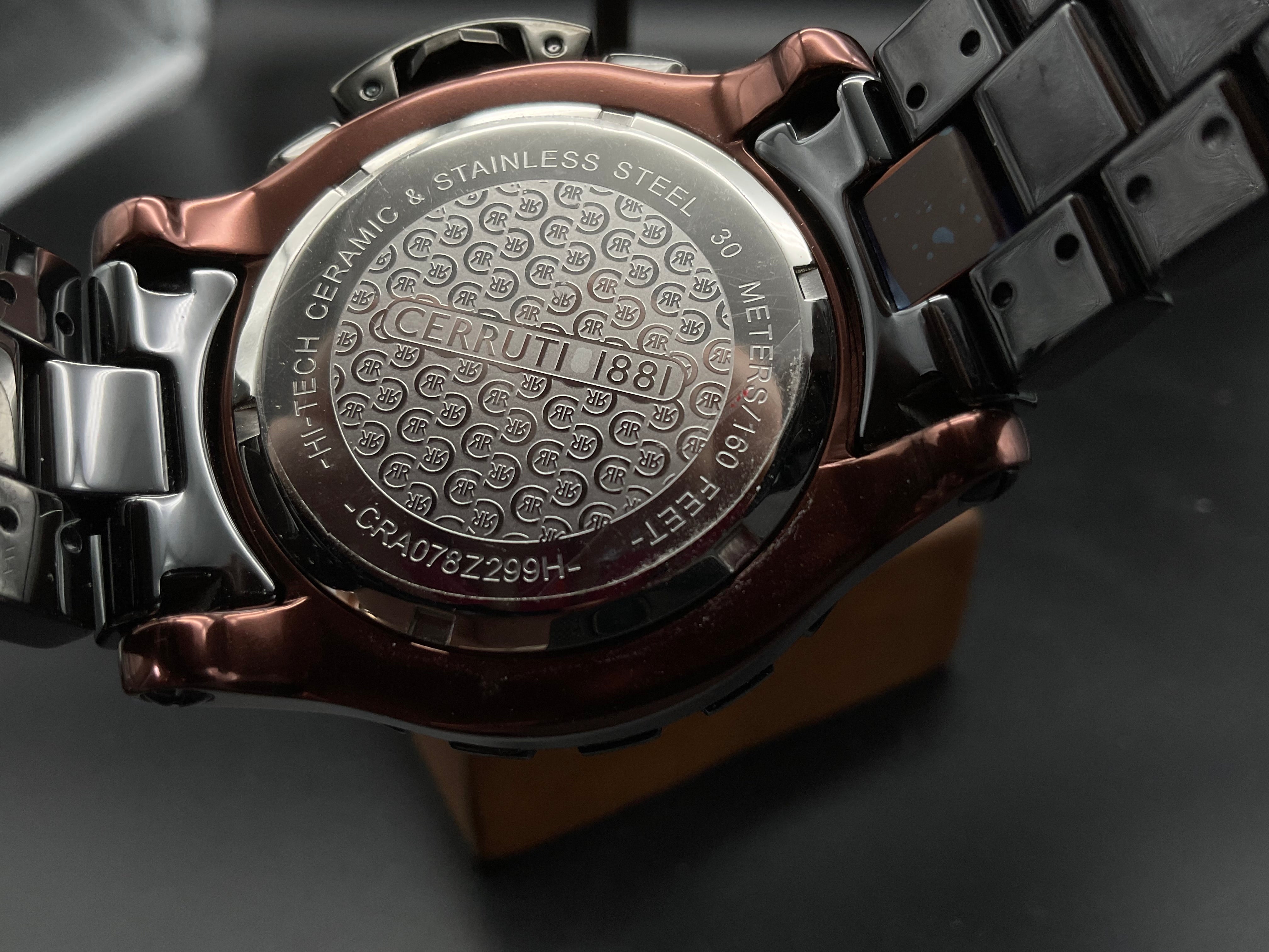 Schwarze Cerruti 1881 Uhr