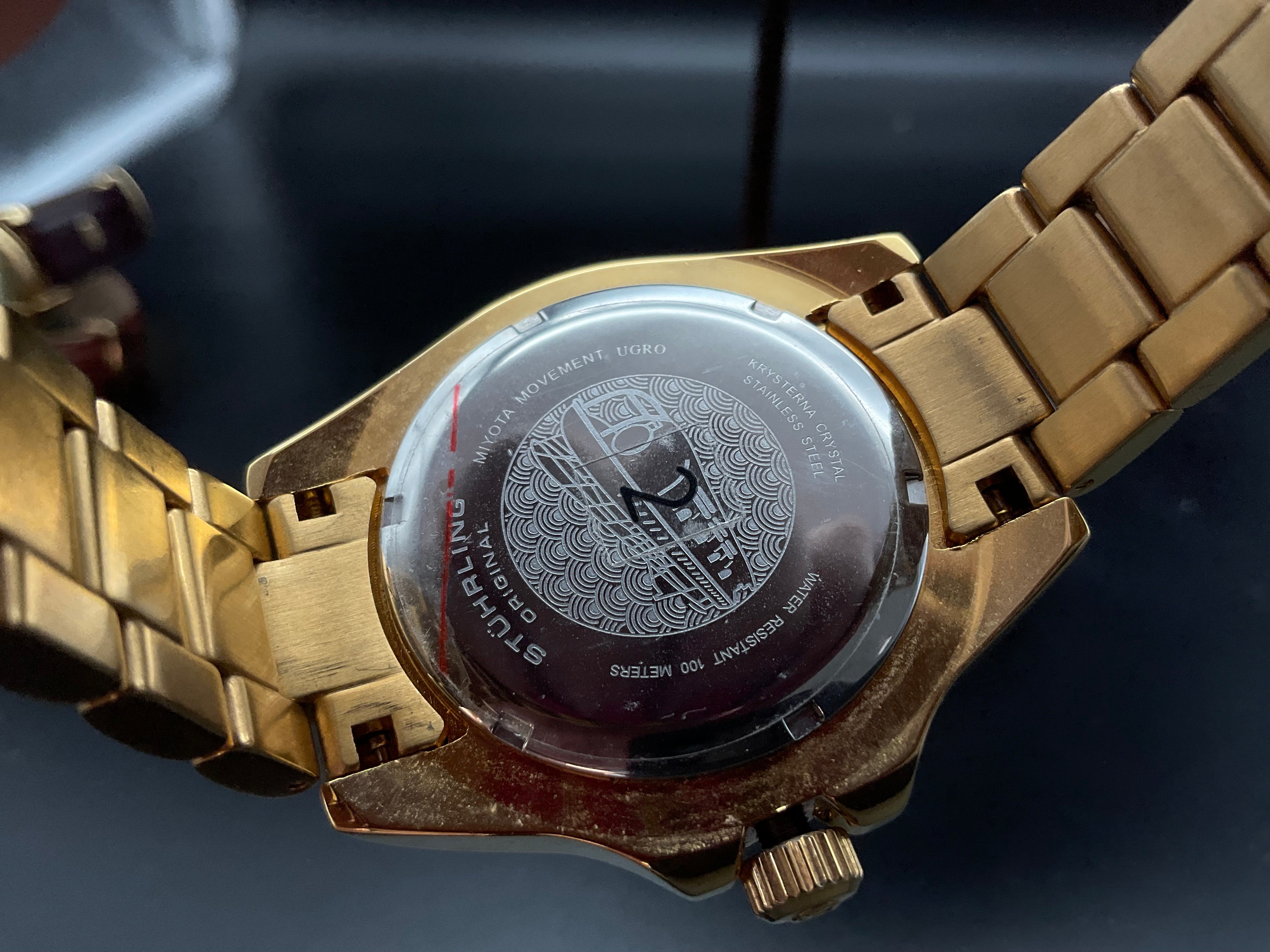 Gold-blaue Stühling Uhr