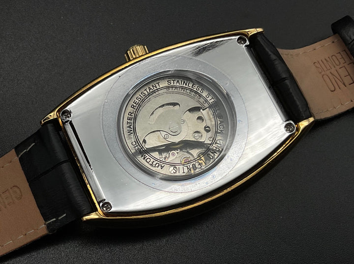 Goldene Leno Leontis Uhr