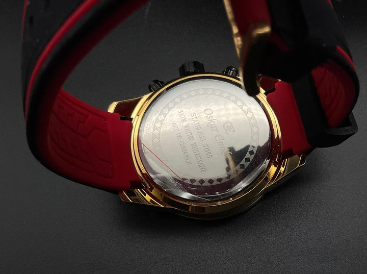 Gold-schwarze Oskar Emil Uhr