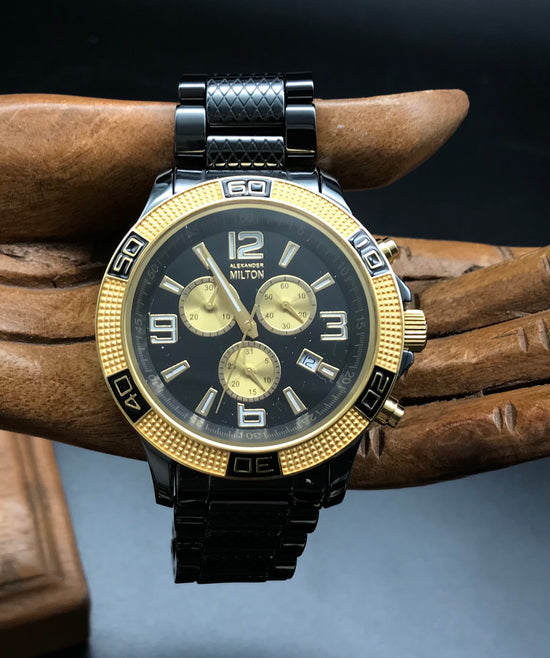 Gold-schwarze Alexander Milton Uhr