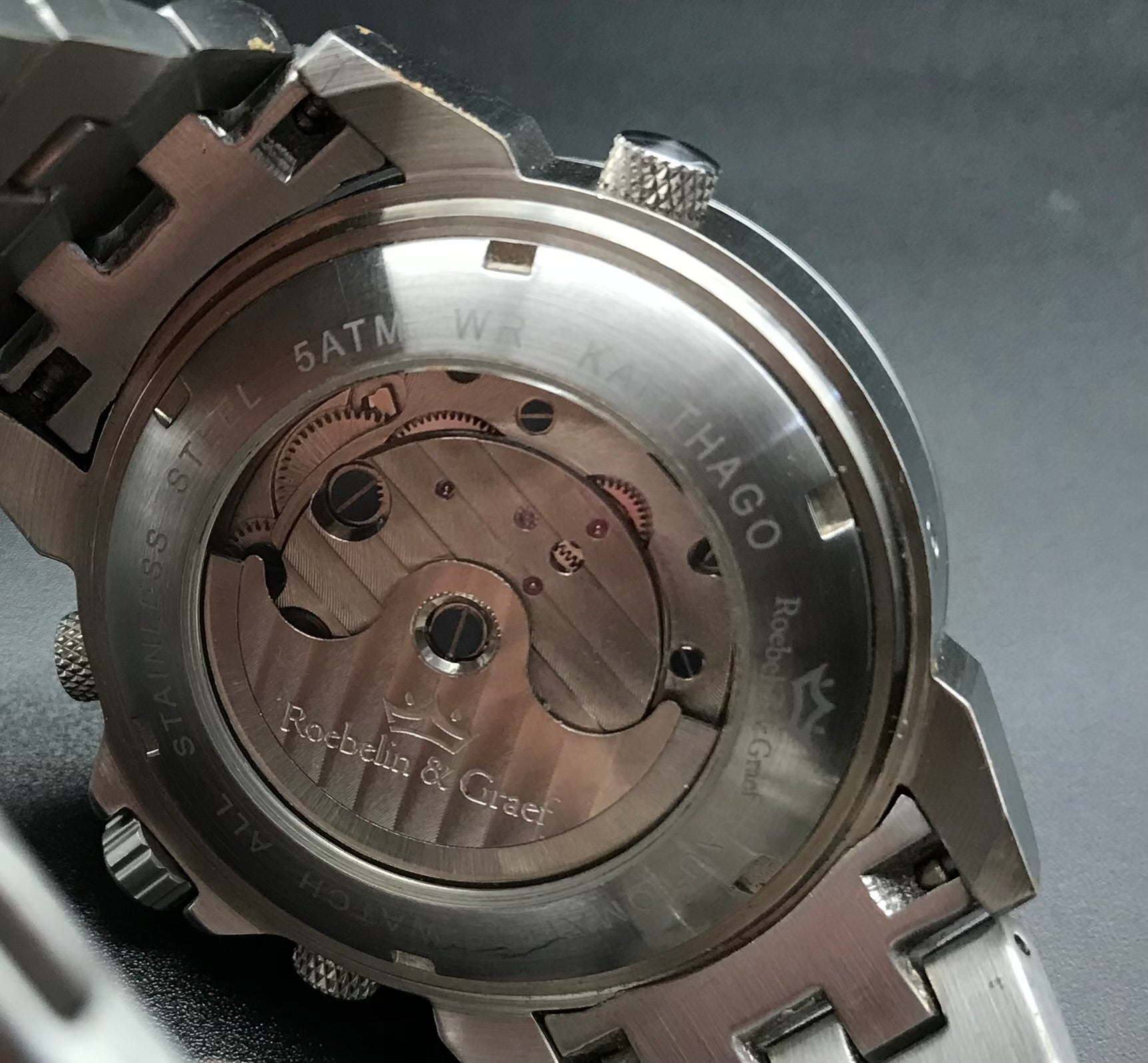 Silber-blaue Roebelin & Graef Uhr