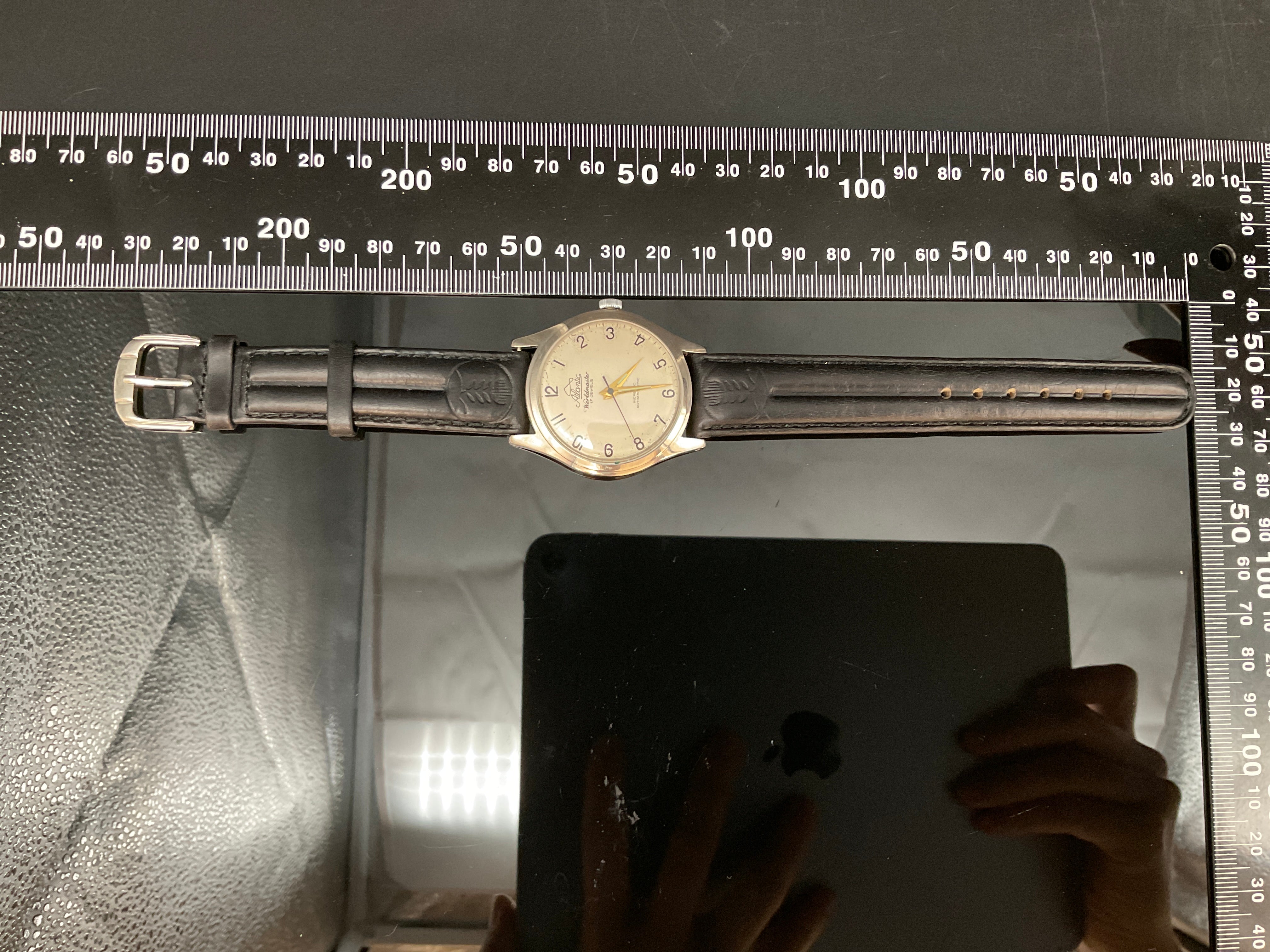 Atlantic Worldmaster 17 Jewels Armbanduhr    905