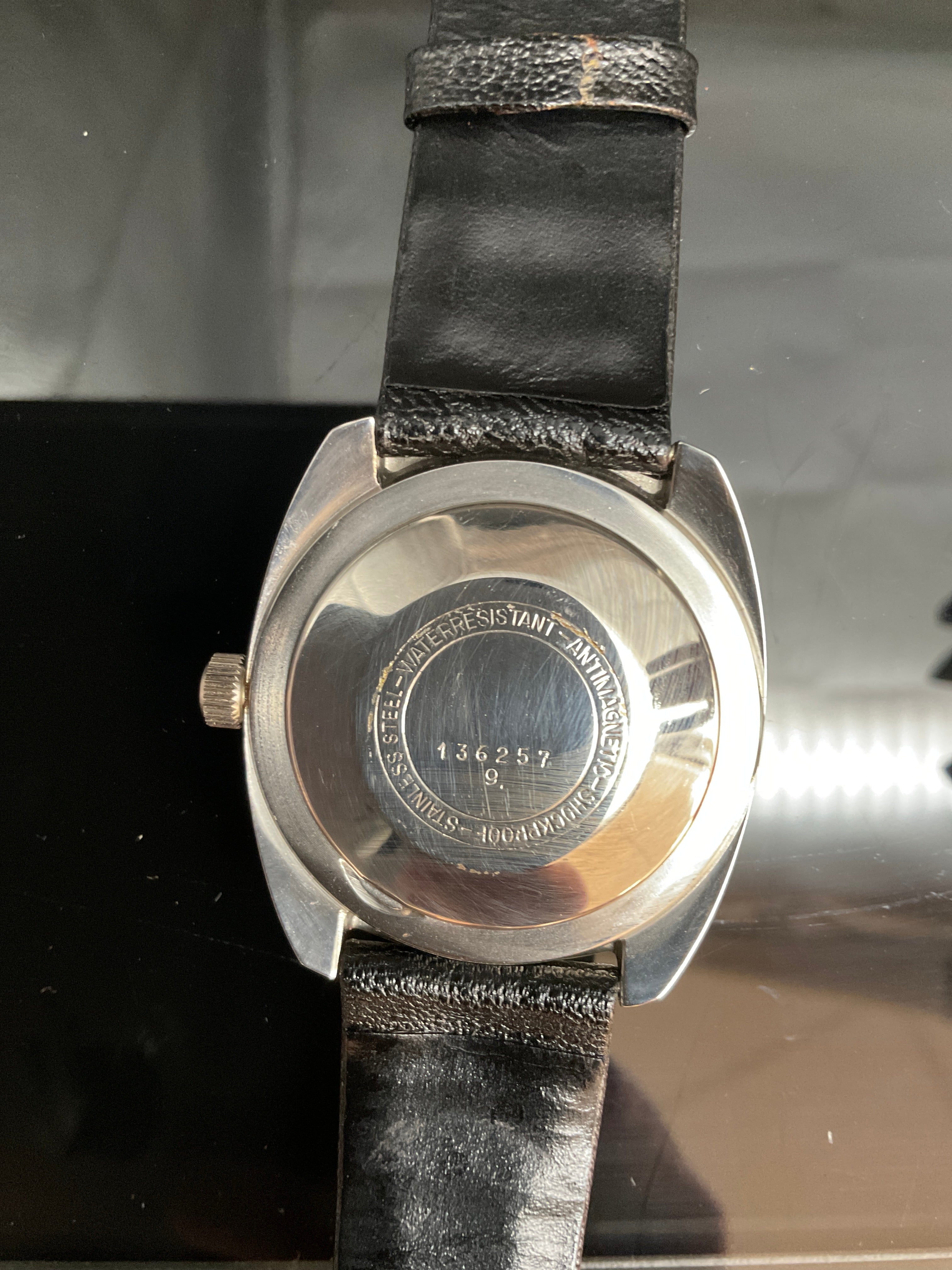 Dugena Armbanduhr    905