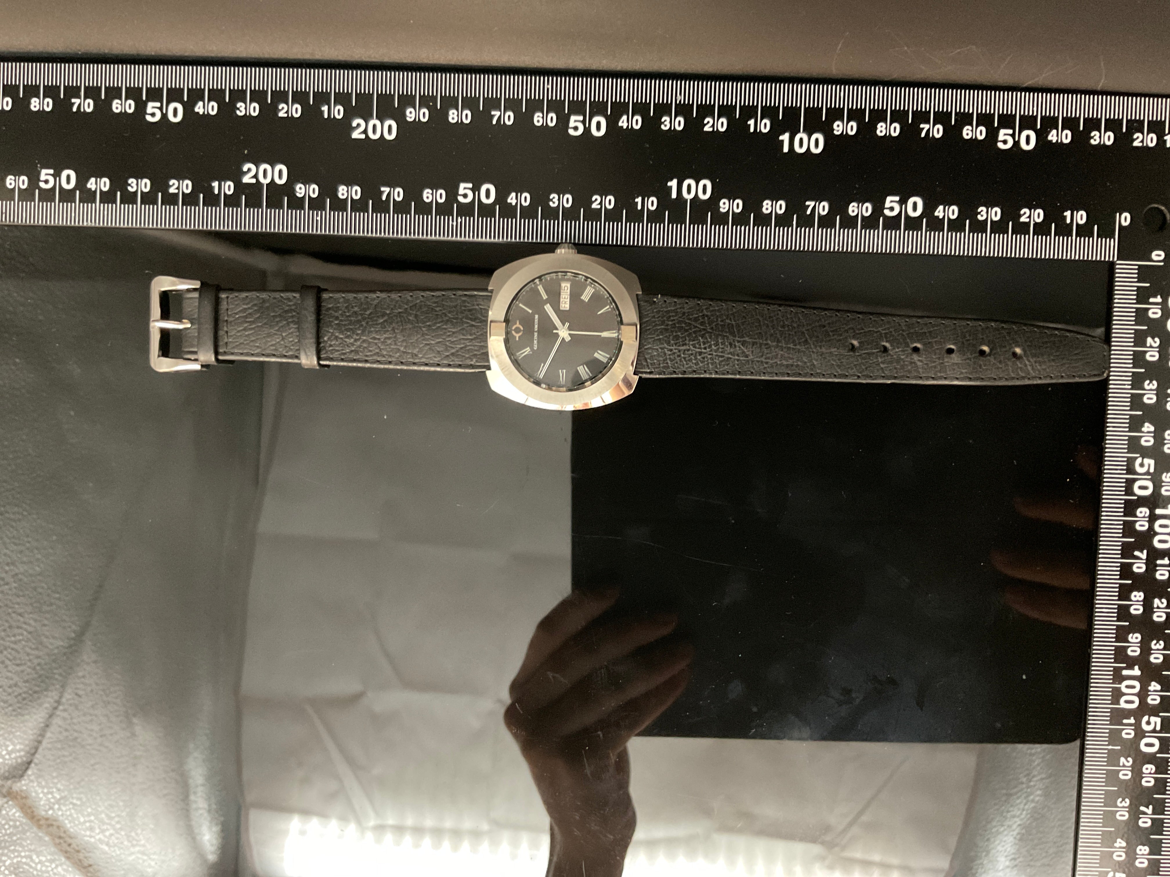 Glycine Vacuum Armbanduhr 905