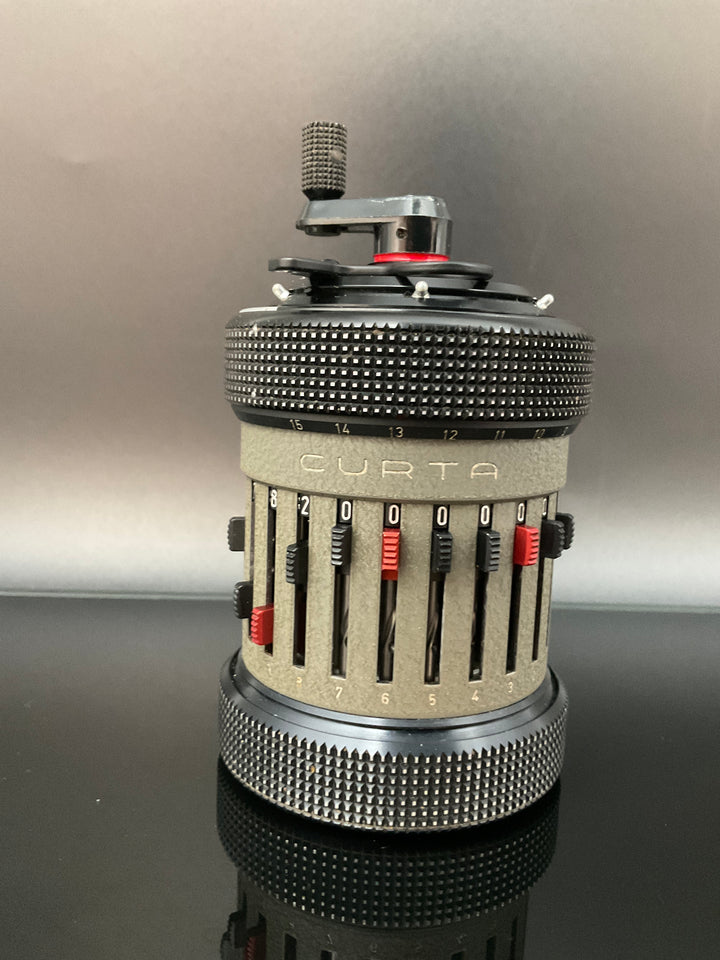 CURTA Rechenmaschine    905