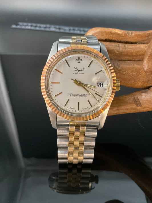 Royal Calendar Armbanduhr