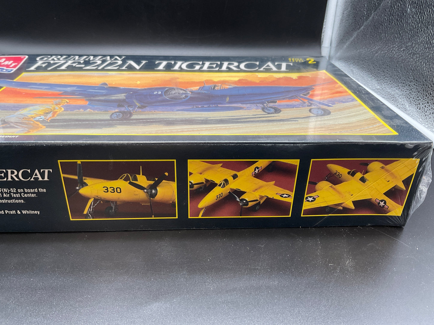 AMT ERTL Grumman F7F-2/2N Tigercat