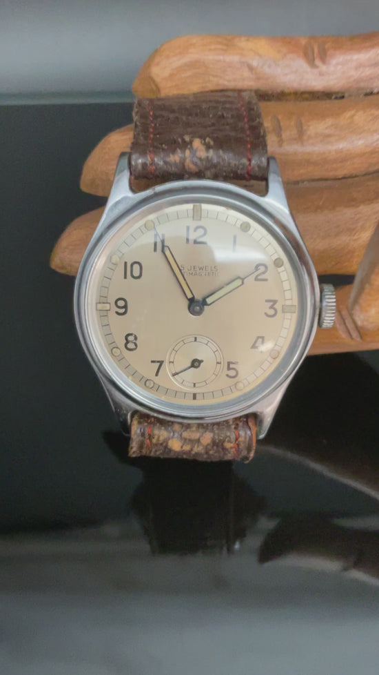 15 Jewels Antimagnetic  Armbanduhr 905