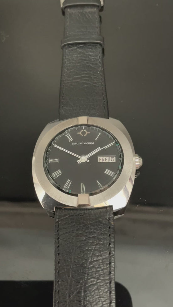 Glycine Vacuum Armbanduhr 905