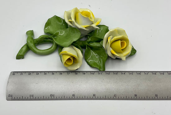 Herend Tischrosen gelb Porzellan, Dekorose Rosenköpfe