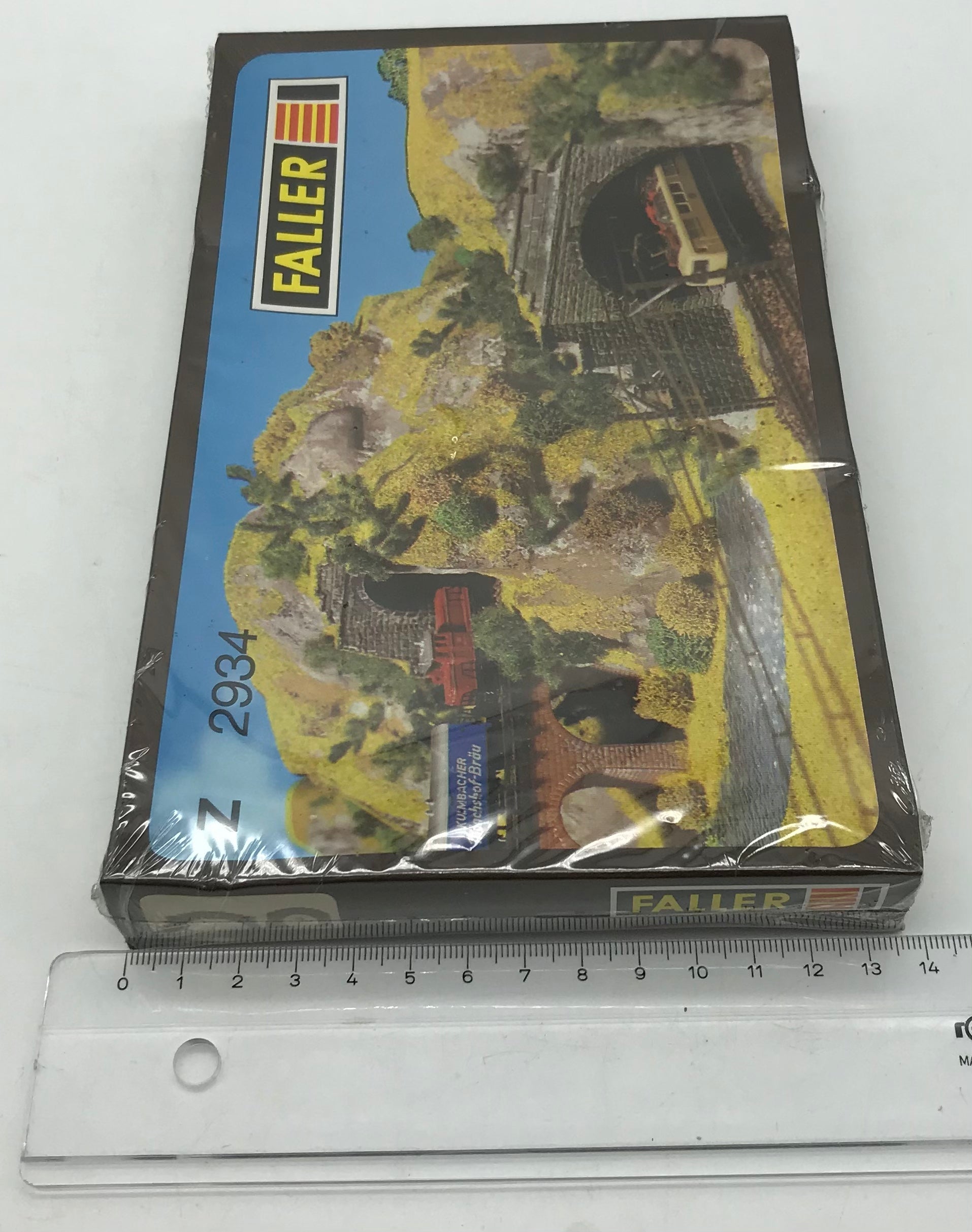 Modellbau Modelleisenbahn FALLER Tunnel Portal Z 2934