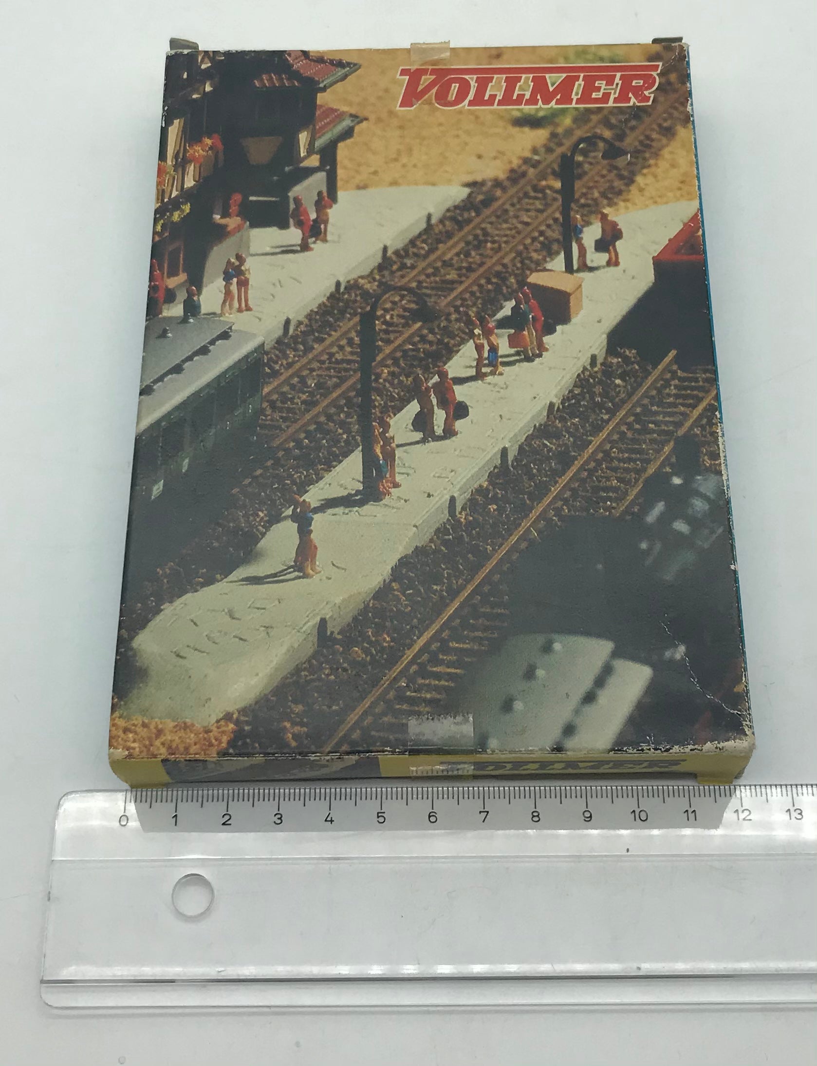 Vollmer  Z 9525 Bahnsteigverpackung Neuffen (Inh. 2 Stück)