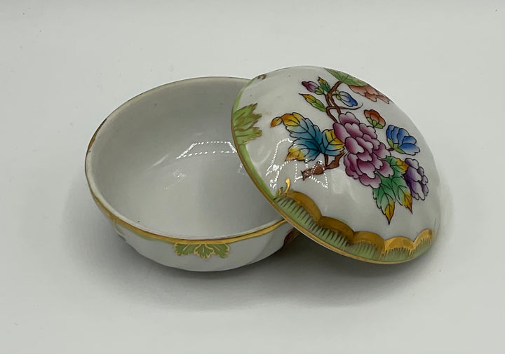 HEREND Hungary - Schmuck Döschen, Schmetterlings Motiv