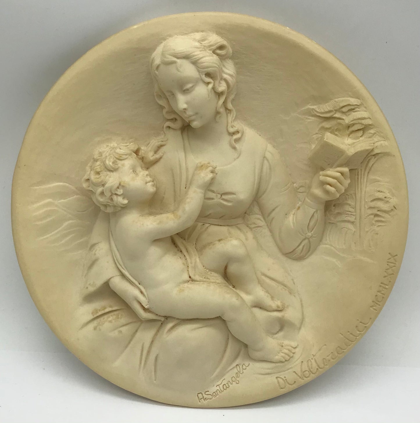 Madonna Serena, Ital. Wand Teller, Reliefteller, Elfenbeinfarben, A. Santangela