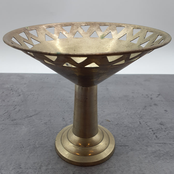 silberfarbener Kerzenständer - Kerzenleuchter, Messing, mit Muster