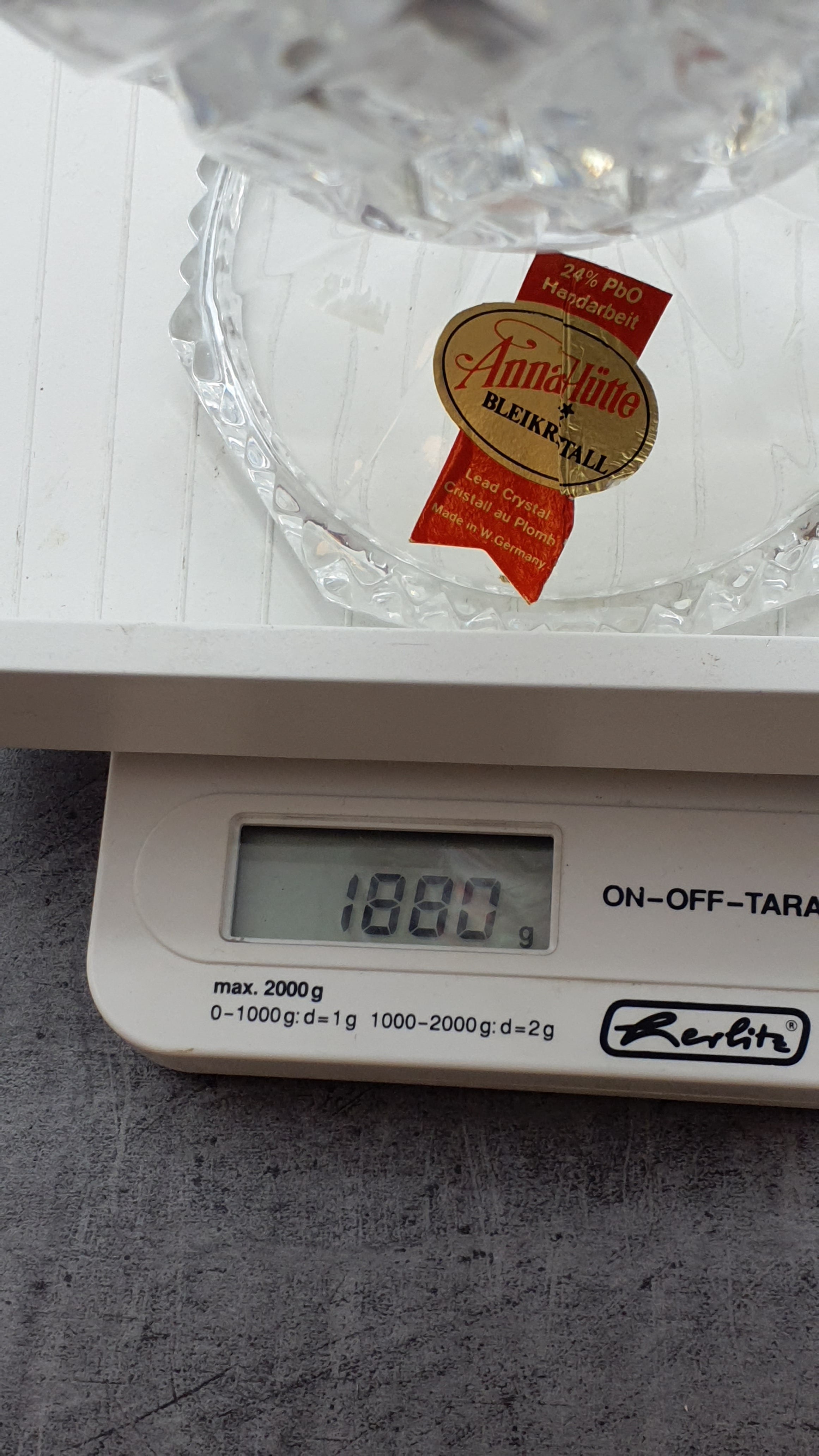 Blumen Vase aus Glas mit Podest "Anna Hütte"Bleikristall, rotes Blumenmotiv